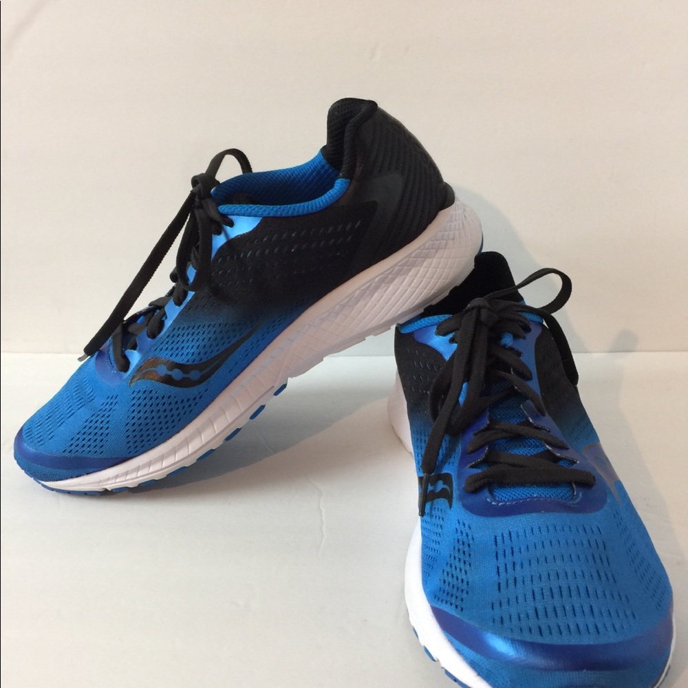 SAUCONY EVERUN Men’s Size 10 Running shoes